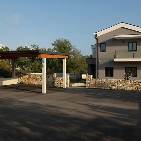 Villa Serena In Istria For 8 People With Private Heated Pool *