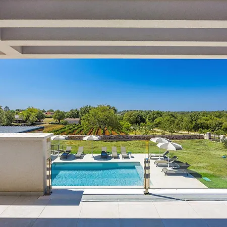 Villa Serena In Istria For 8 People With Private Heated Pool *