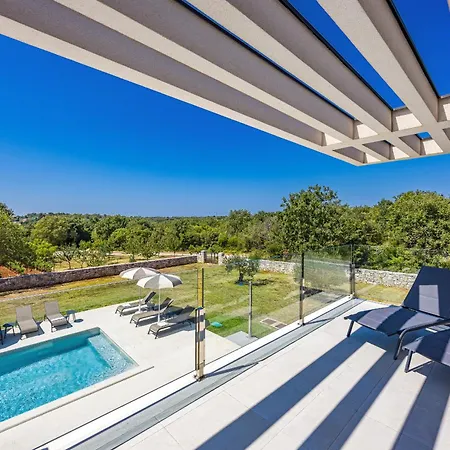 Serena In Istria For 8 People With Private Heated Pool Villa