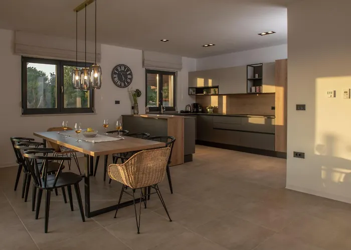 Serena In Istria For 8 People With Private Heated Pool *