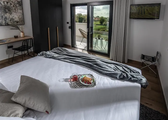 Serena In Istria For 8 People With Private Heated Pool *