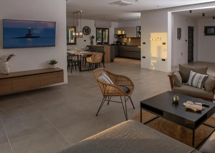Serena In Istria For 8 People With Private Heated Pool * Cukrici