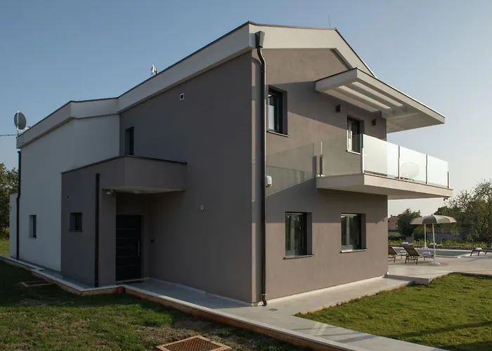 Villa Serena In Istria For 8 People With Private Heated Pool